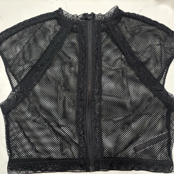 Mesh crop top- Victorias Secret-L - Picture 2 of 4